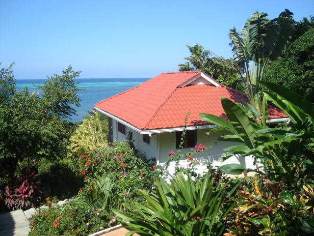 Ocean Front Villa - Image 24